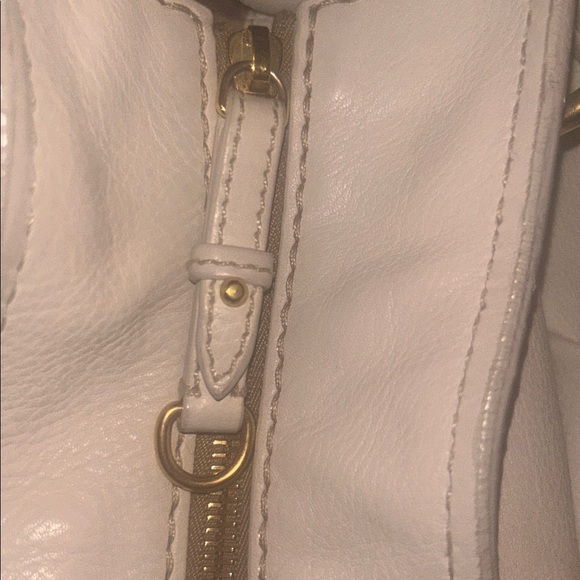 Miu Miu Cream Leather Tote - Picture 11 of 16